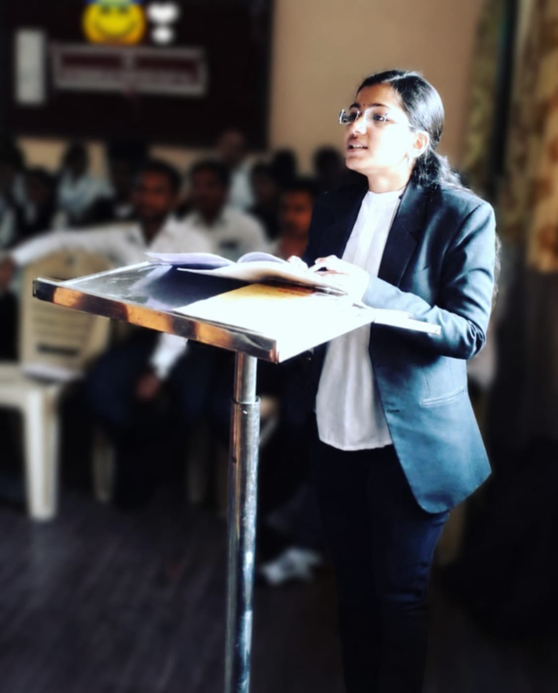 Adv. Swapnali Bhosage